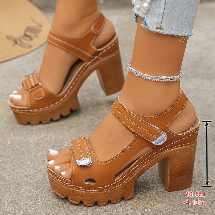 Women's Adjustable Strap Sandals — Versatile Comfortable Summer Footwear
