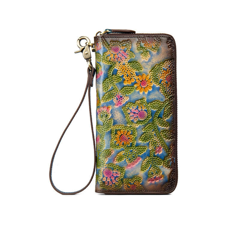 Women's Large Vintage Wallet — Spacious Retro-Inspired Accessory