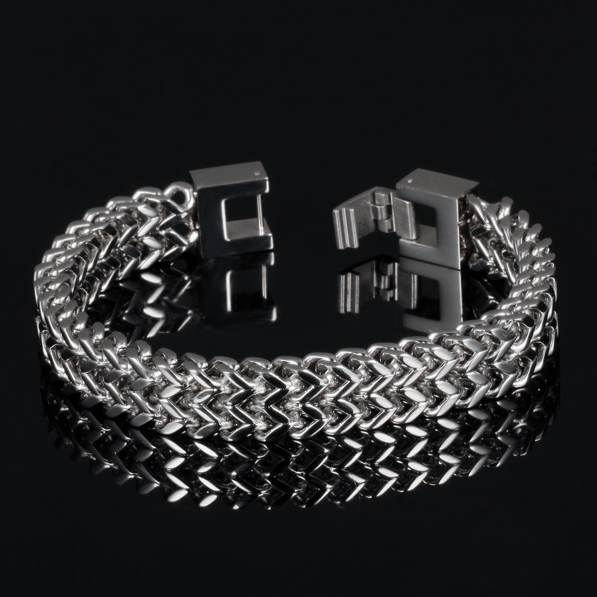 Ladies Designer Bracelets N790
