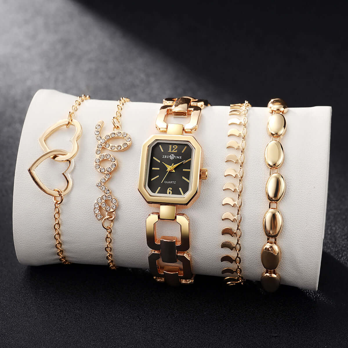 Elegante reloj cuadrado versátil Pulsera en forma de corazón