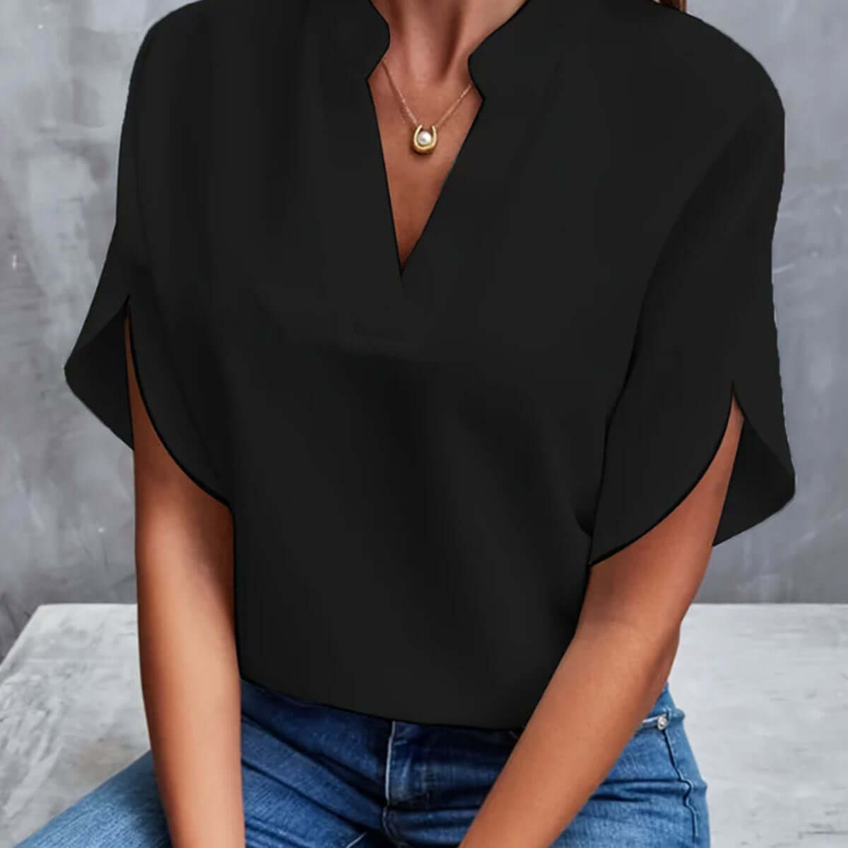 Summer V-neck Short-sleeved Chiffon Shirt